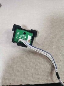 Botonera 17TK155 con Receptor IR para Televisores