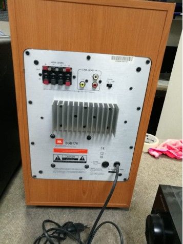 Altavoz JBL Averiado Altavoz JBL Averiado