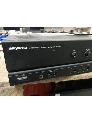 Amplificador Akiyama TA9600 Averiado