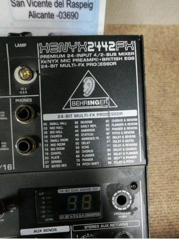 Behringer Xenyx 2442 Fx Averiado