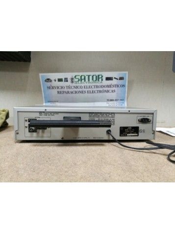 JVC Stereo Tuner T-V5L Averiado