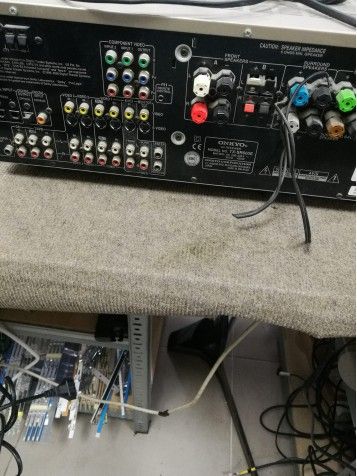 Onkyo Av Reciver TX-SR600E Averiado Onkyo Av Reciver TX-SR600E Averiado
